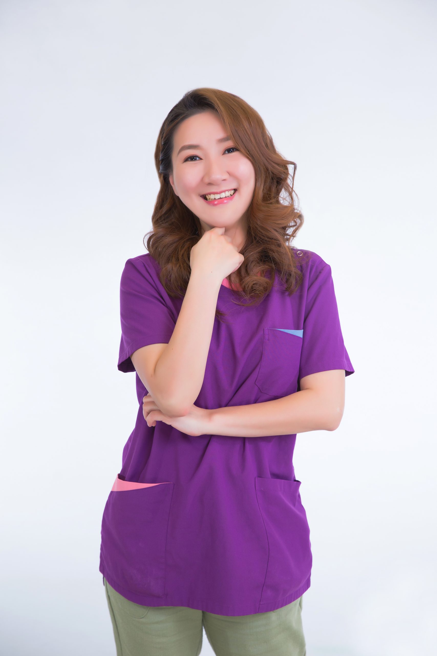 黃詩晴 行政人員